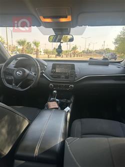نيسان ألتيما
